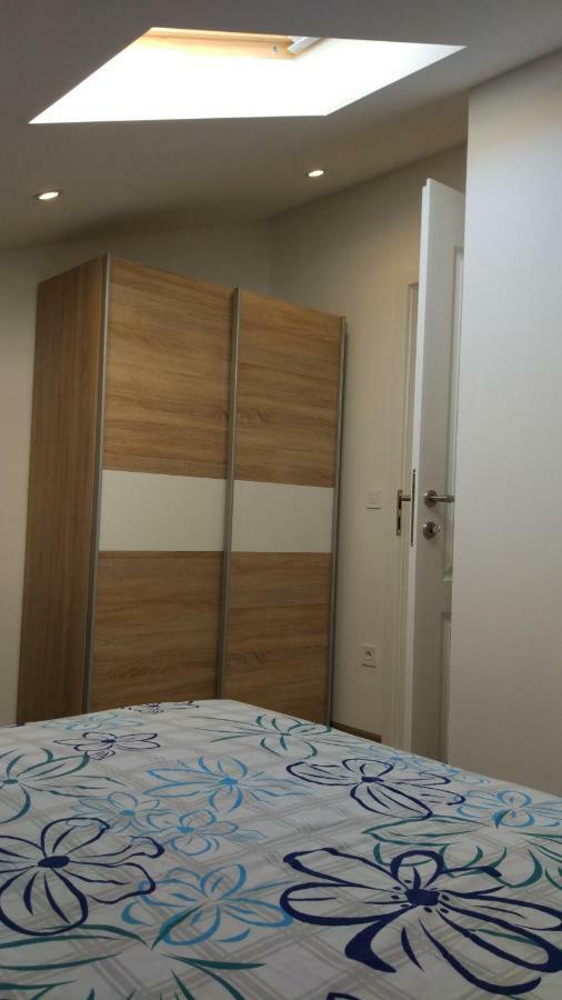 Apartments Angeline Ровиньско село Экстерьер фото